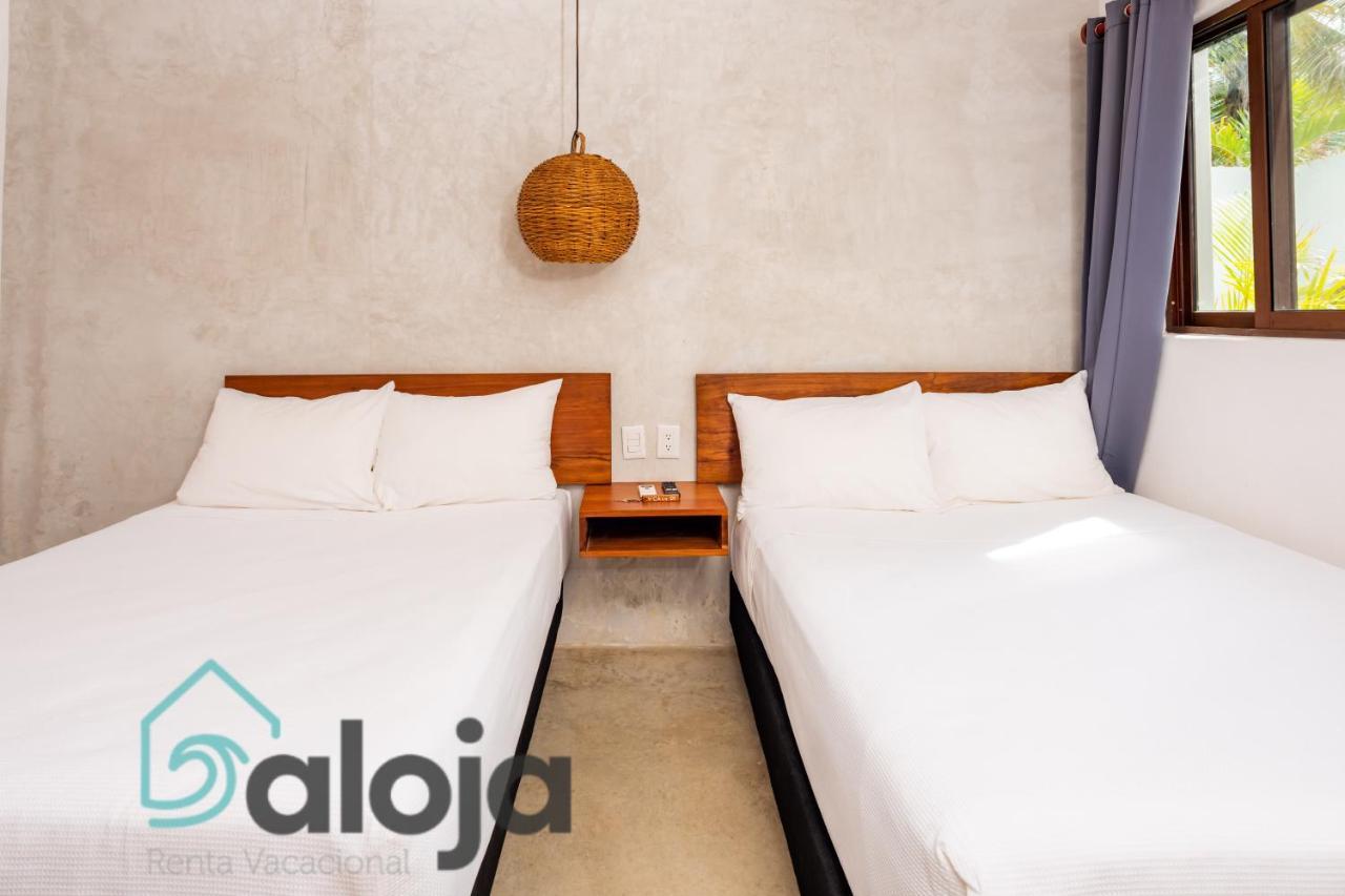 קנקון Vica Guest House Con Piscina En La Entrada De La Zona Hotelera מראה חיצוני תמונה