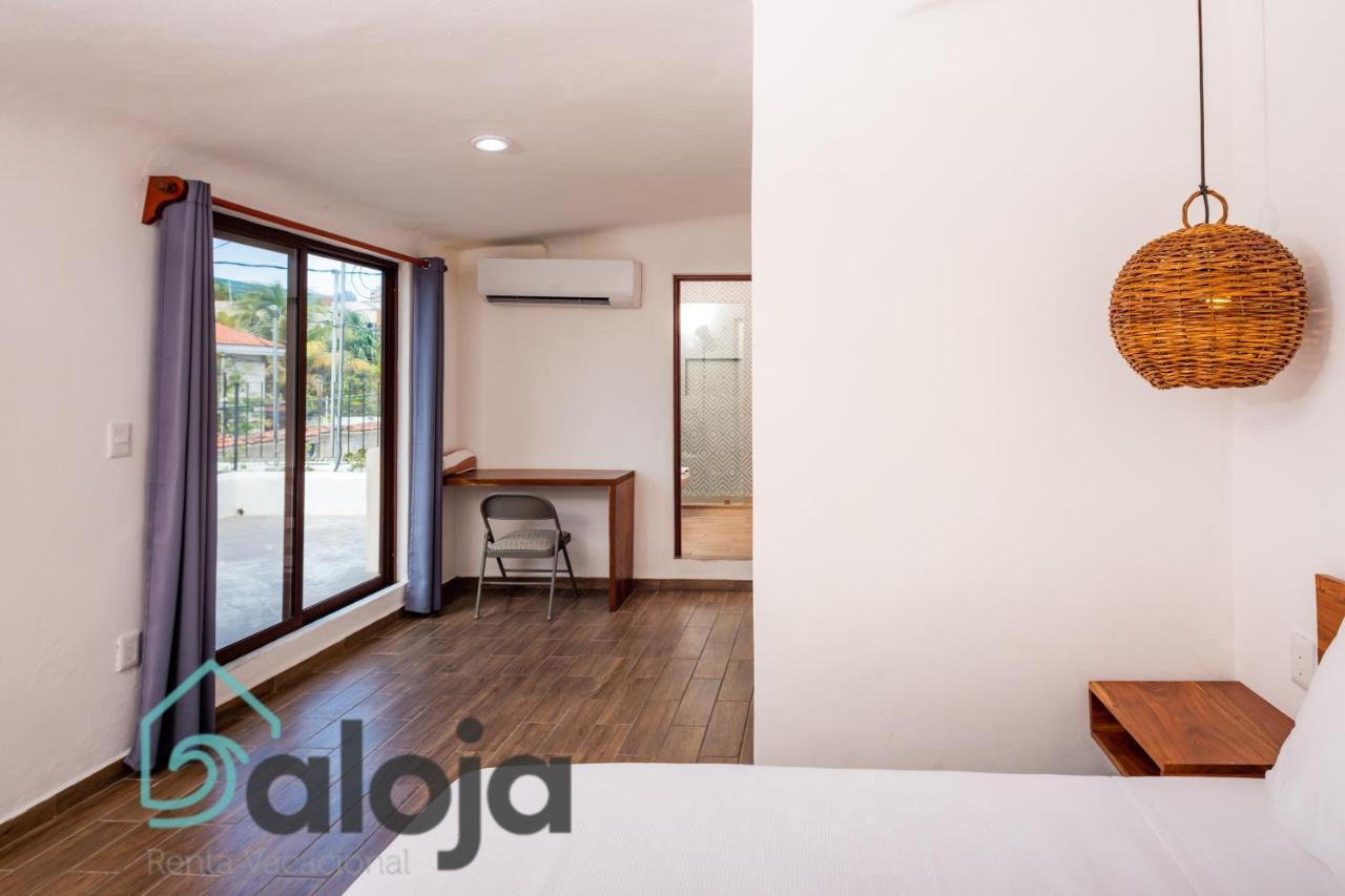 קנקון Vica Guest House Con Piscina En La Entrada De La Zona Hotelera מראה חיצוני תמונה
