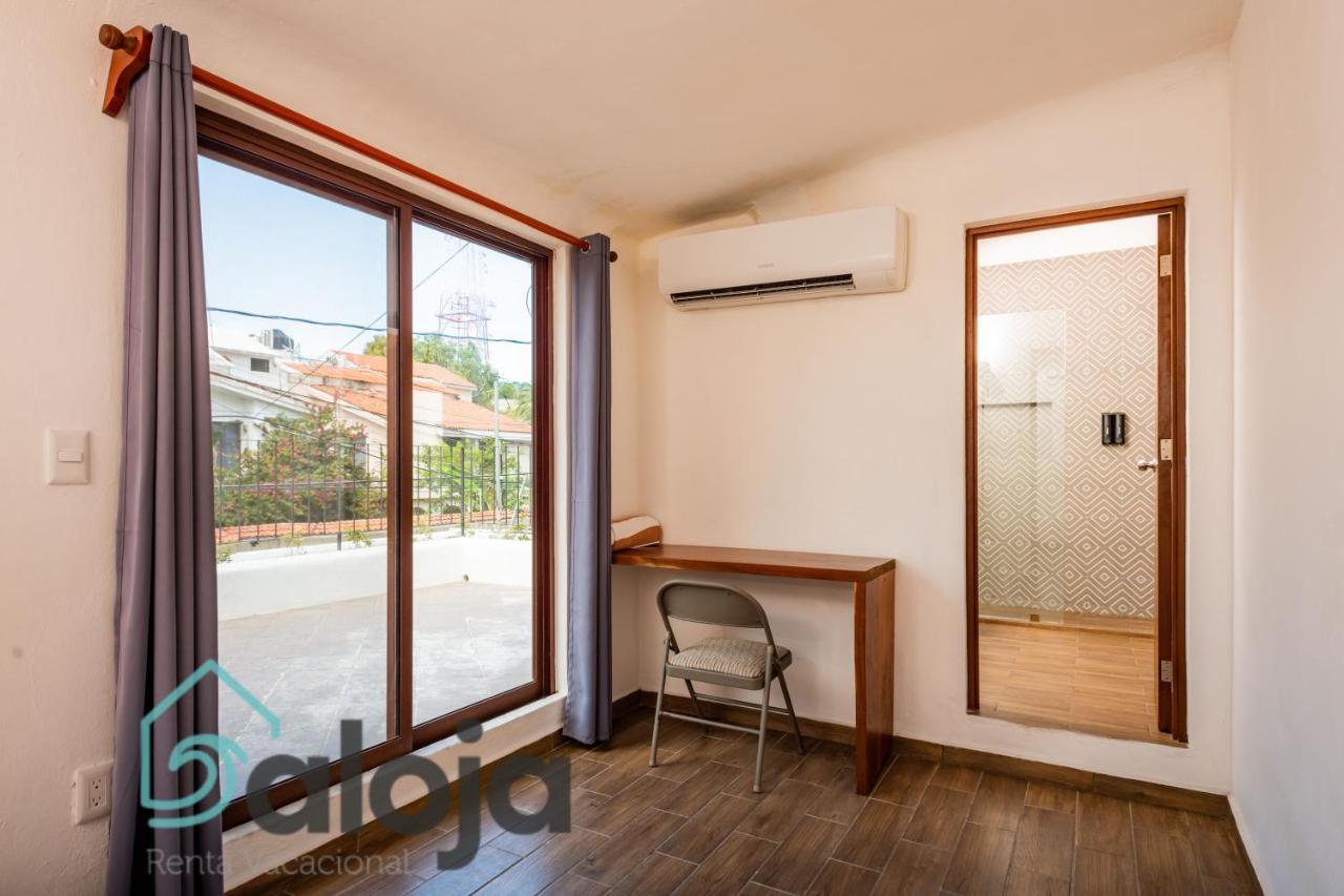 קנקון Vica Guest House Con Piscina En La Entrada De La Zona Hotelera מראה חיצוני תמונה