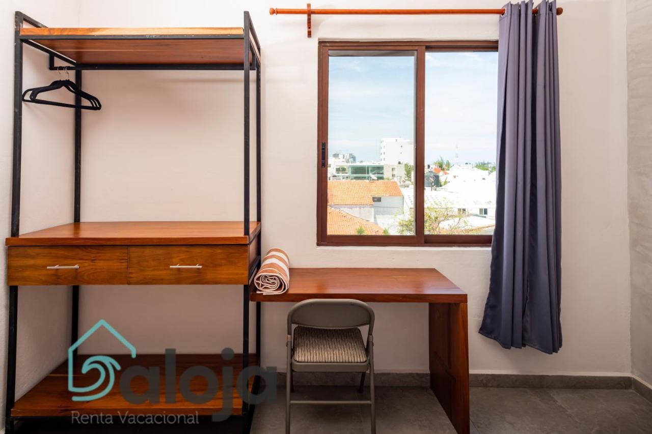 קנקון Vica Guest House Con Piscina En La Entrada De La Zona Hotelera מראה חיצוני תמונה